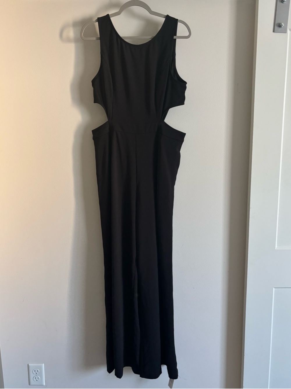 Black Sleeveless Cutout Wide-Leg Jumpsuit NWT - Picture 3 of 8